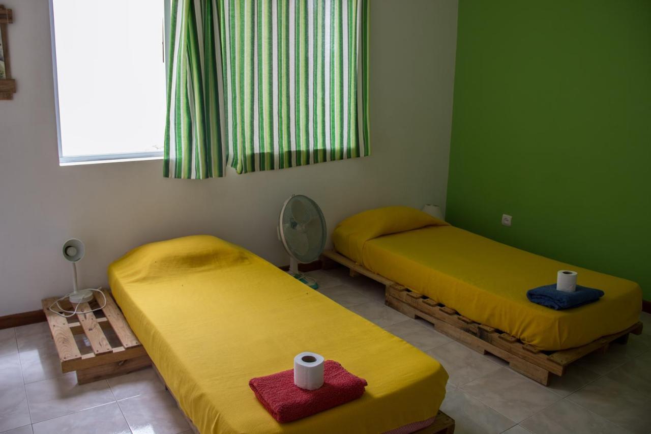 Simabo's Backpackers' * Mindelo